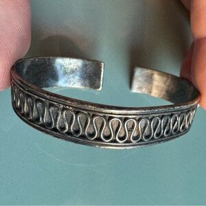 Vintage 925 Sterling silver cuff bracelet 16.9g